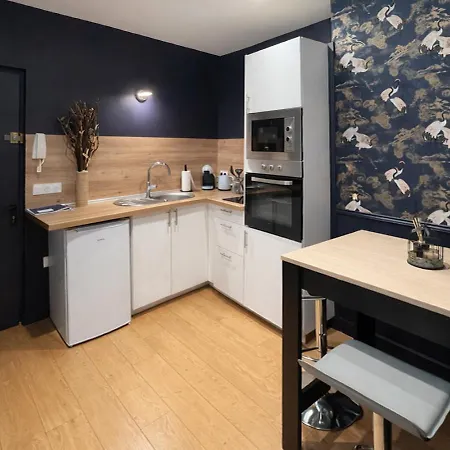 En Plein Coeur Du Centre-ville - 2 Personnes Apartmán *